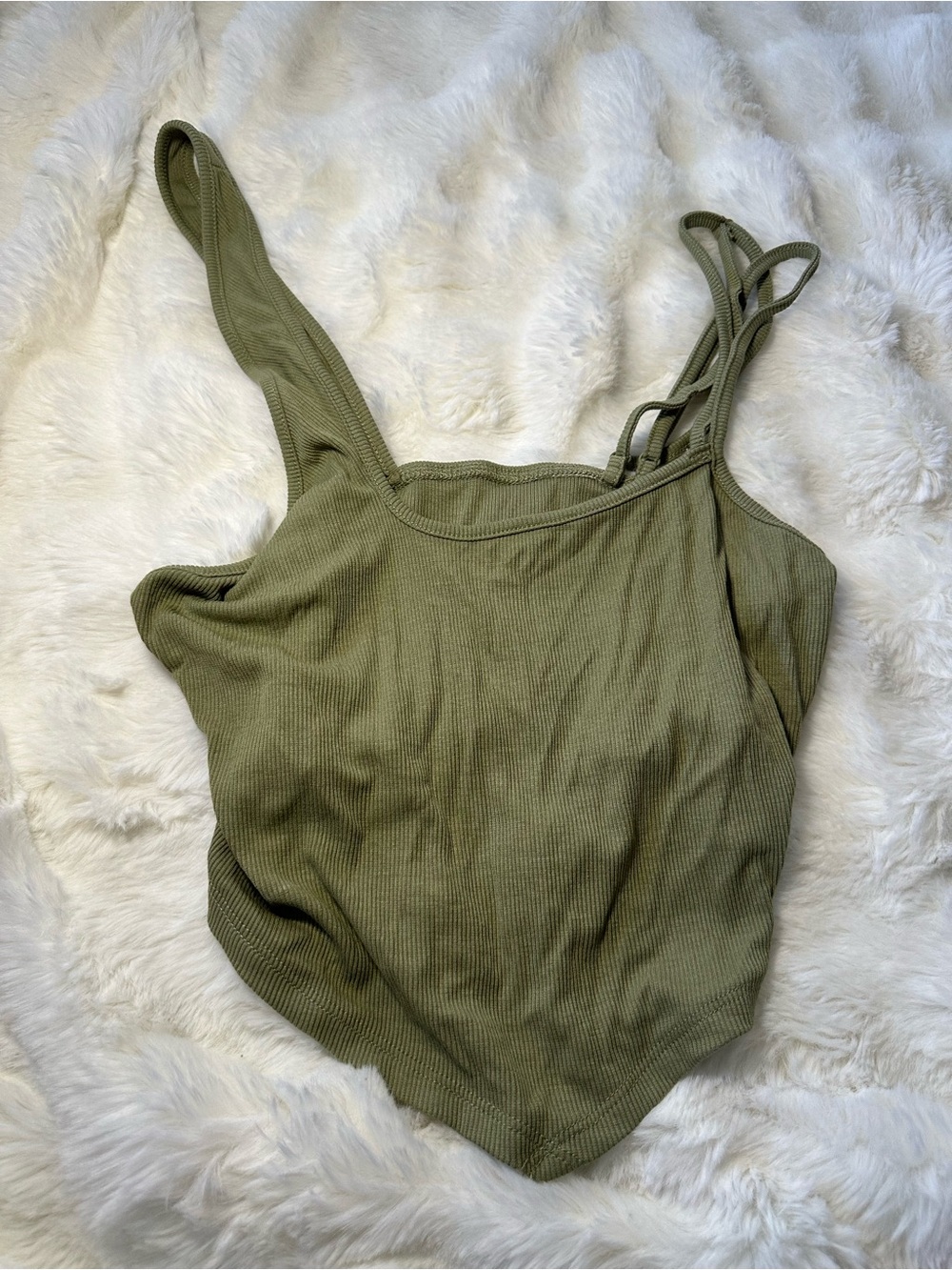 7 Crop top bundle - Picture 6 of 9
